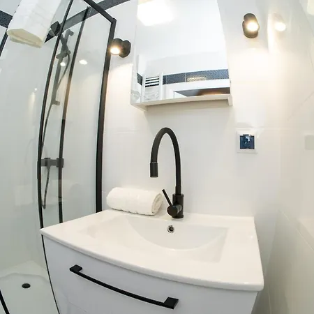 Libra - Nad Morzem Apartman *